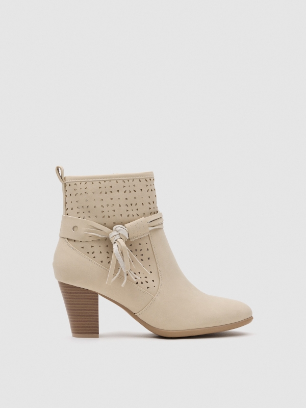 Cream leather-effect medium heel ankle boot with die-cut side bow sand