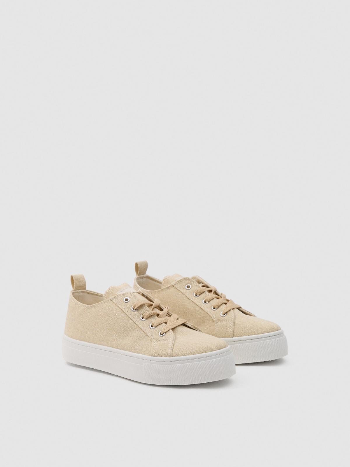 Natural canvas sneaker sand 45º front view