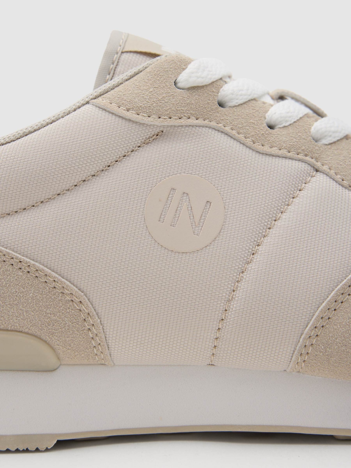 Combined basic sneaker light grey detail view