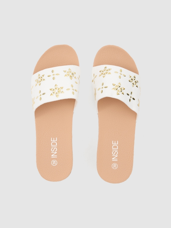 Wedge studs white detail view