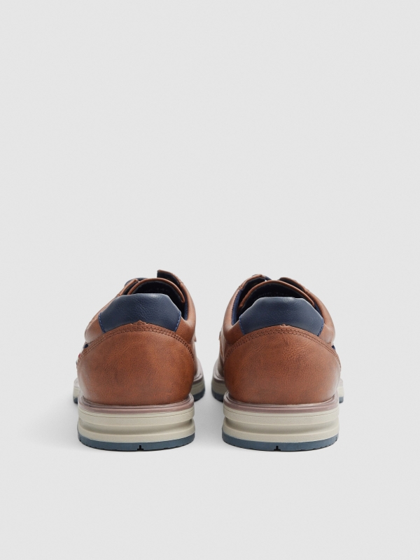Zapato blucher polipiel marrón vista detalle