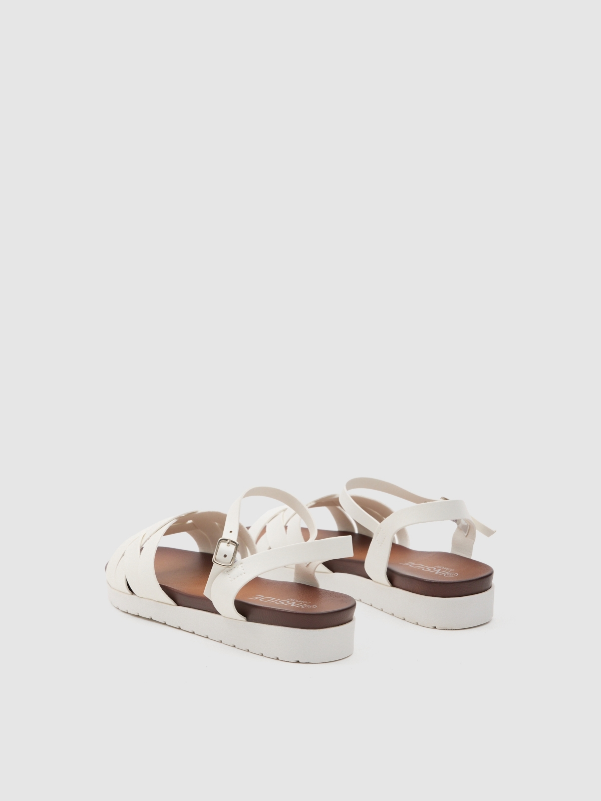 Crossed sandals white 45º back view