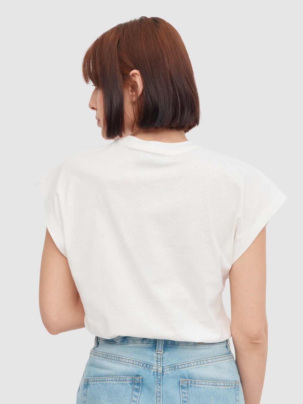 Camiseta oversize From Princess blanco roto vista media trasera