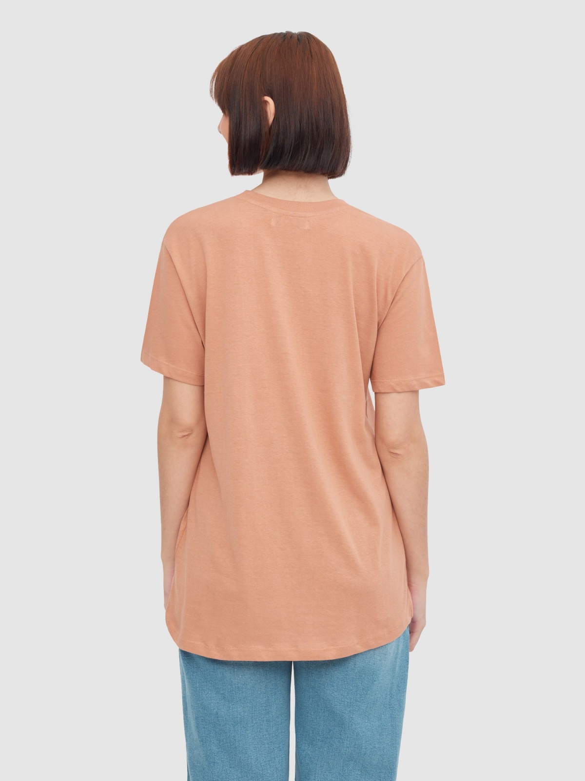 Camiseta oversize Travel marrón claro vista media trasera