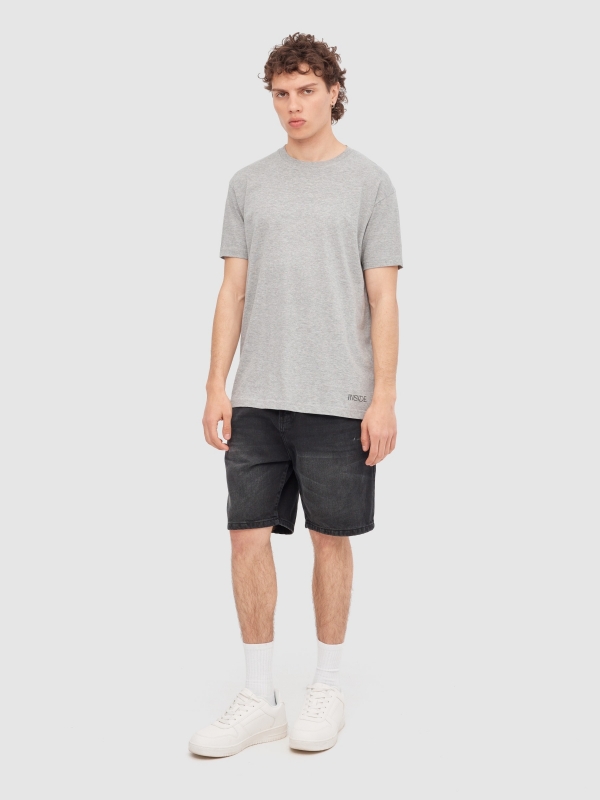 T-shirt básica de manga curta cinza vista geral frontal