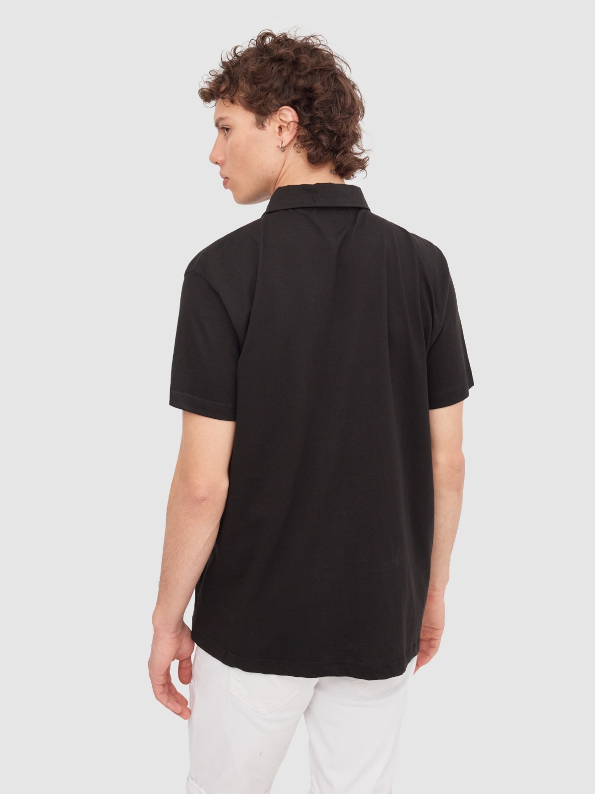 Basic short-sleeved polo shirt black middle back view