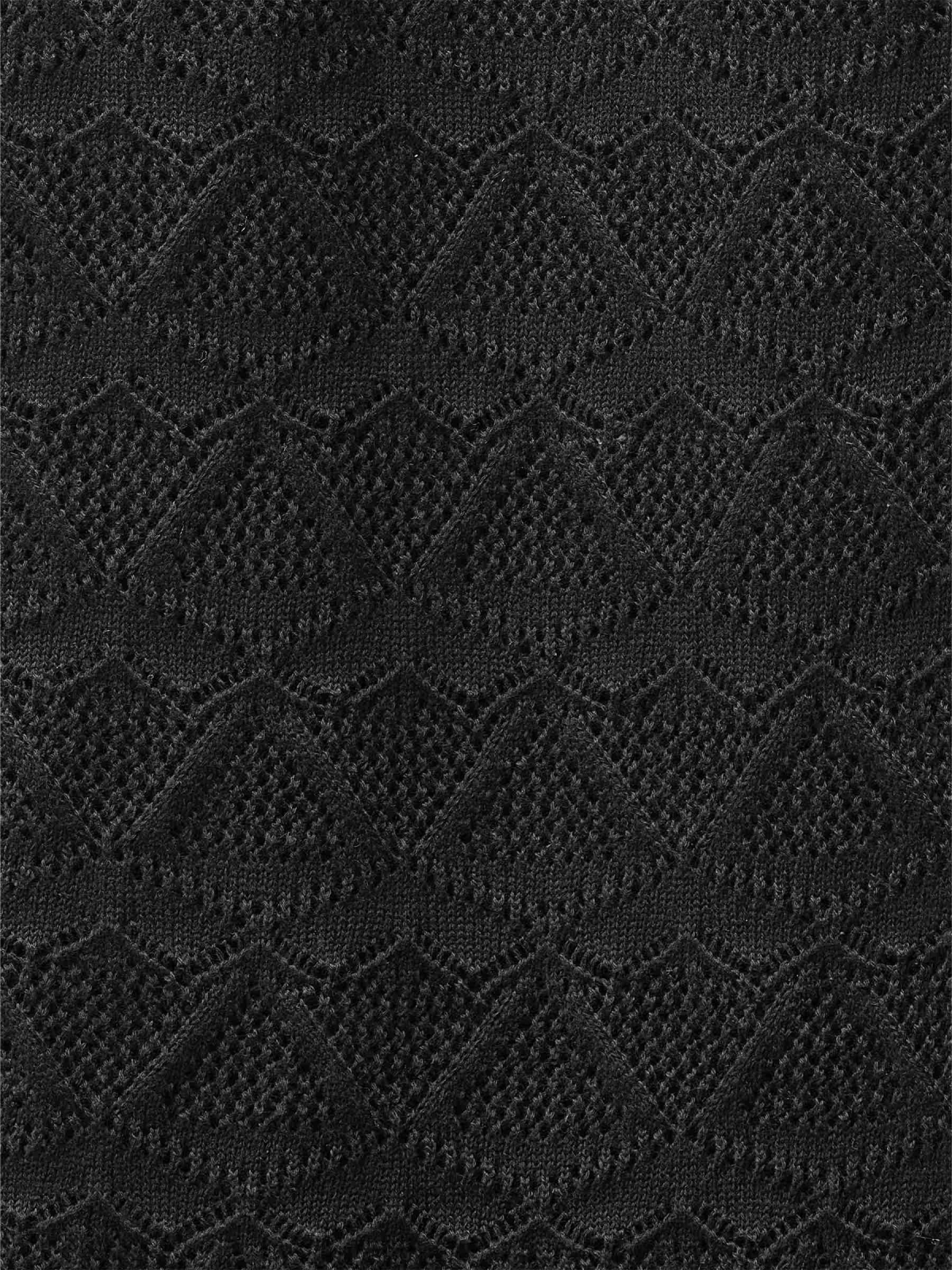 Pantalón flare de crochet negro vista detalle