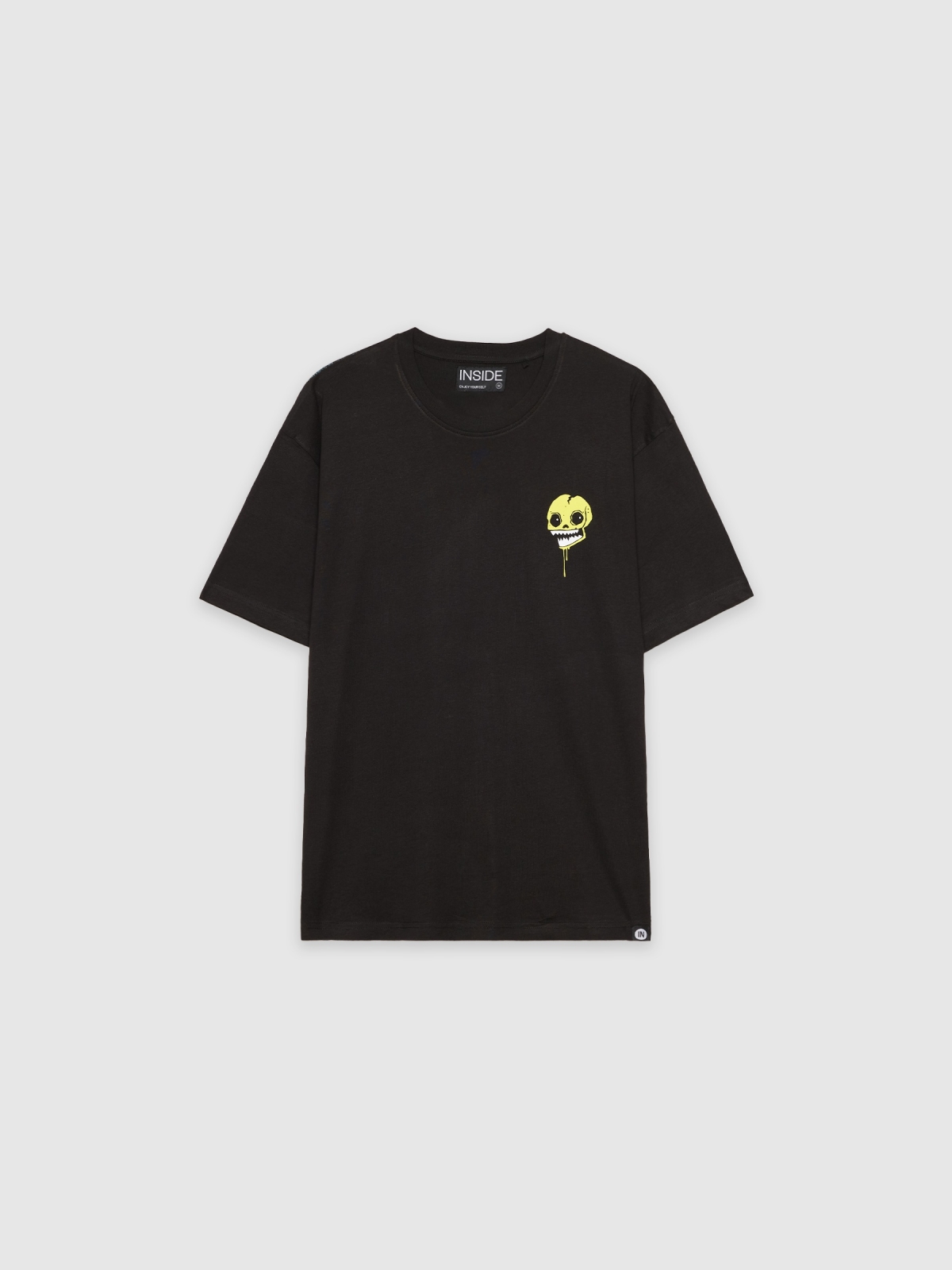  Camiseta oversize calavera graffiti negro