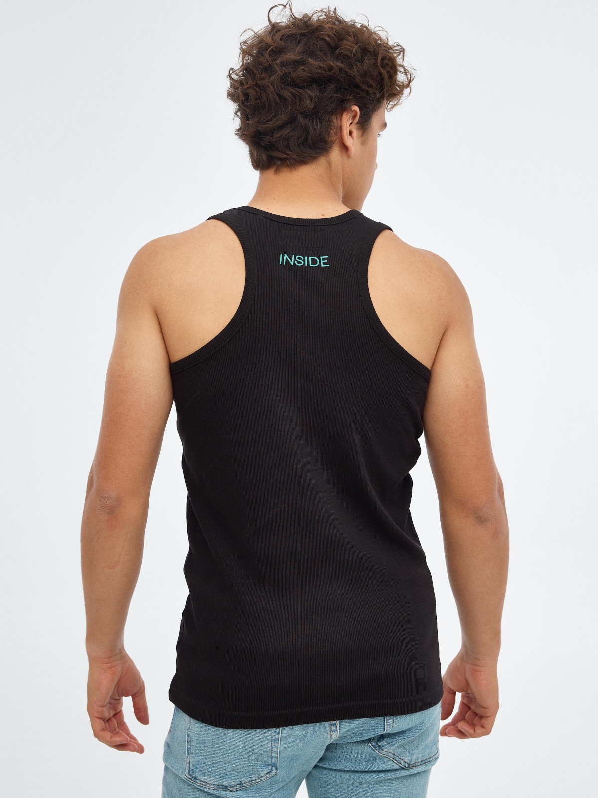 Camiseta básica espalda nadadora negro vista media trasera