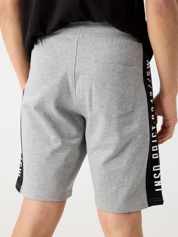 Jogger shorts with bands grey detail view