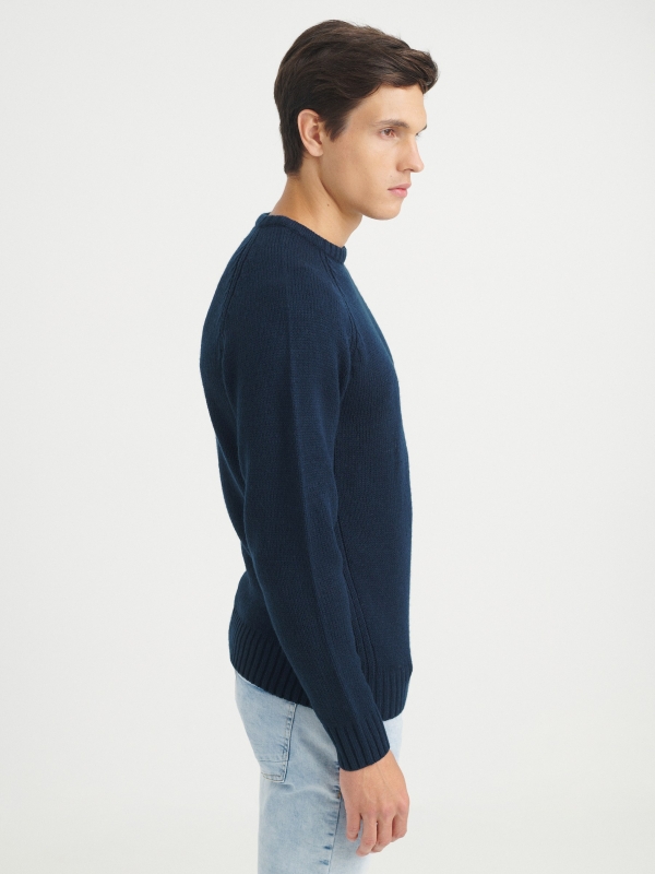 Basic knitted sweater navy detail view