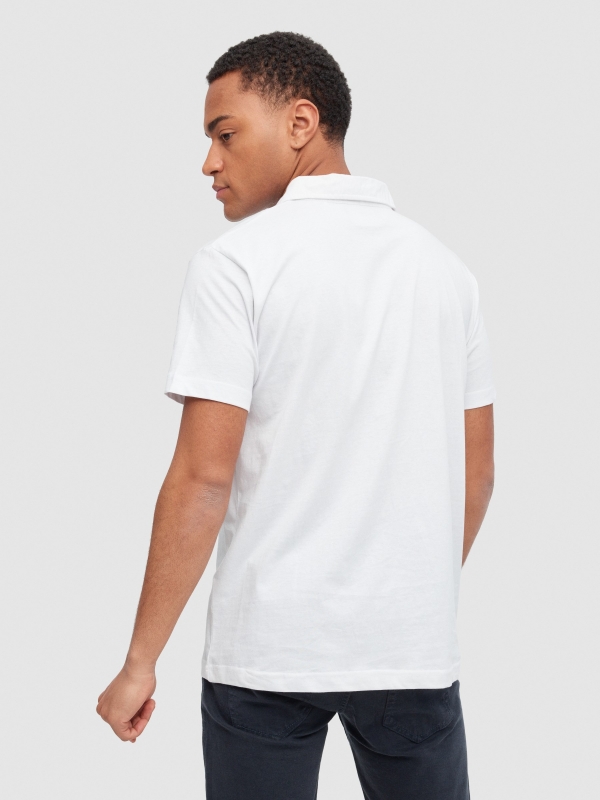 Basic short-sleeved polo shirt white middle back view
