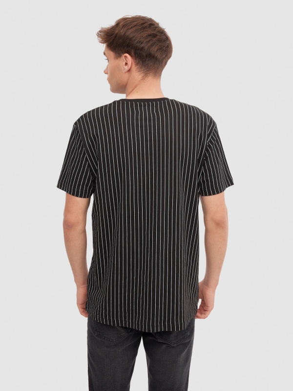 Vertical striped T-shirt black middle back view
