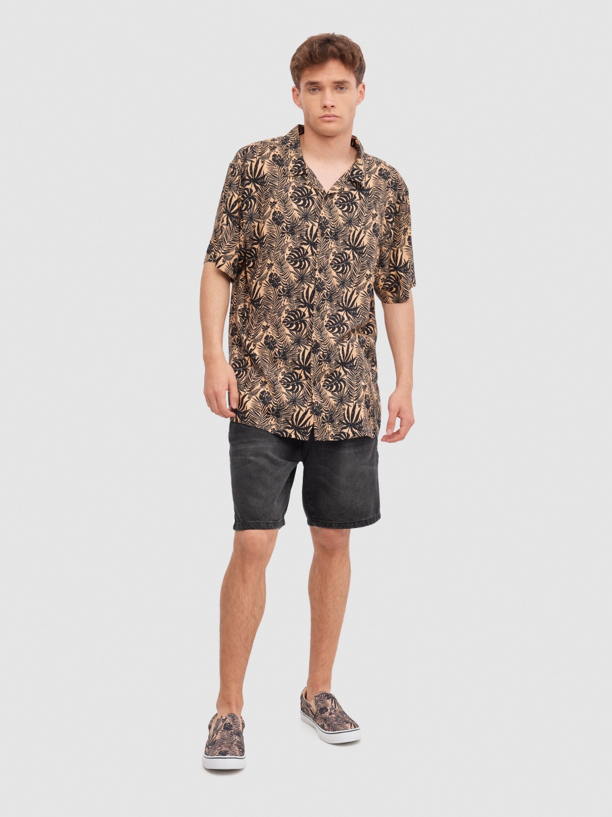 Tropical leaves shirt beige front view