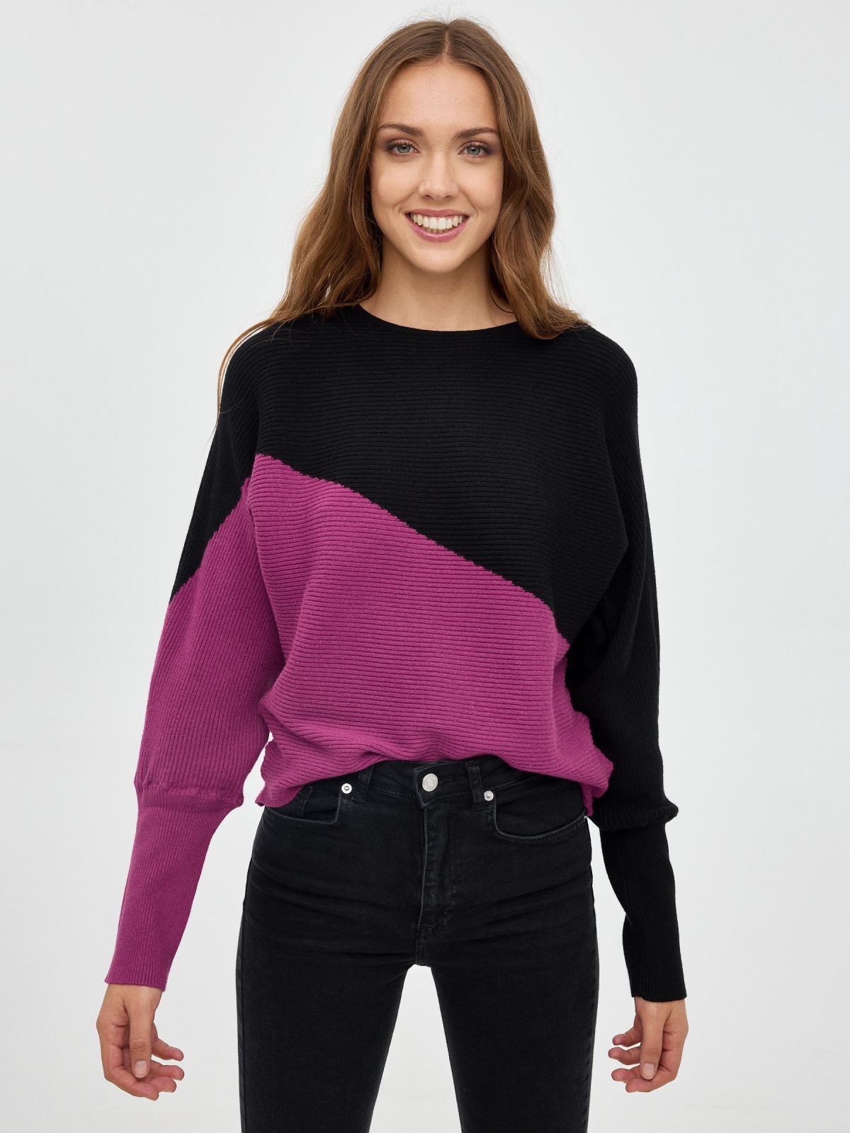 Balloon sleeve sweater fuchsia middle front view