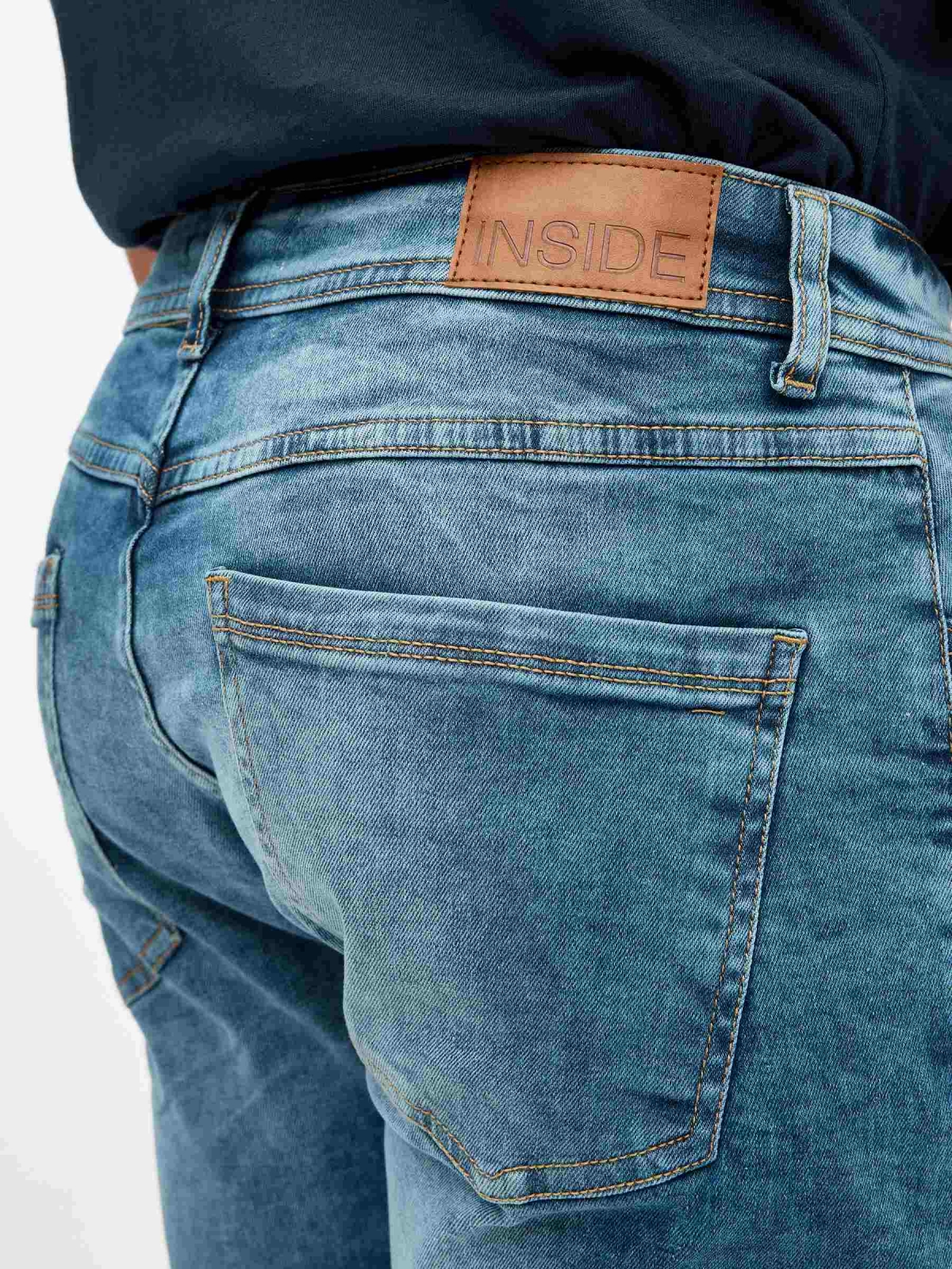 Adjustable waist denim bermuda blue detail view