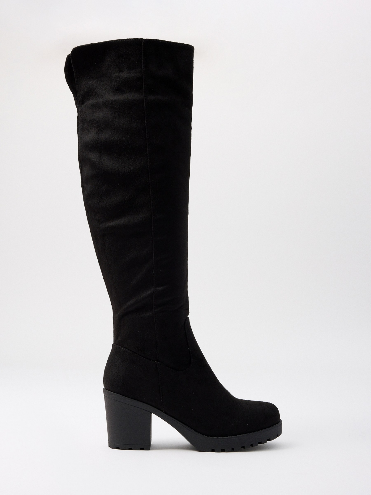 High boot with heel and platform black