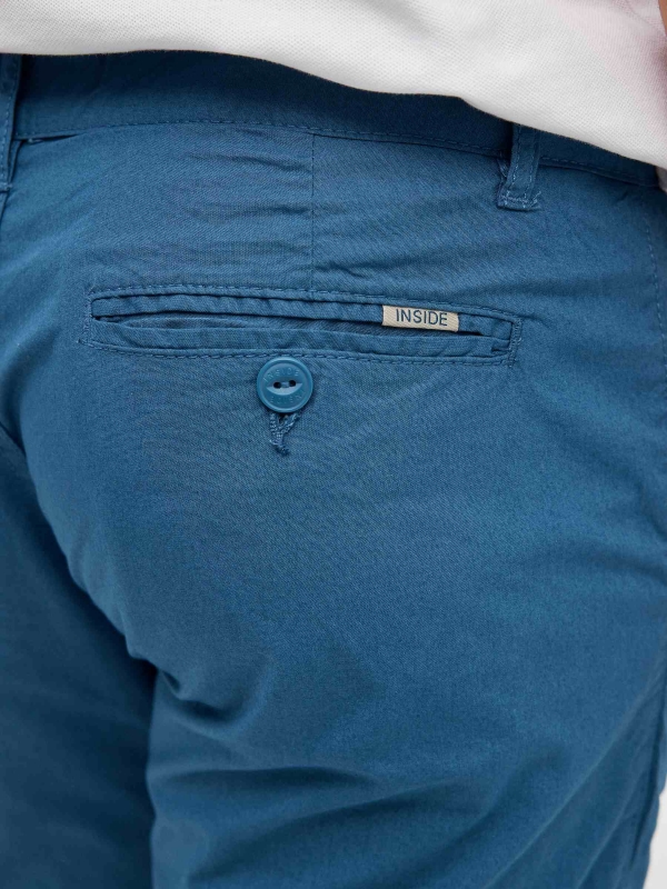 Poplin shorts blue detail view