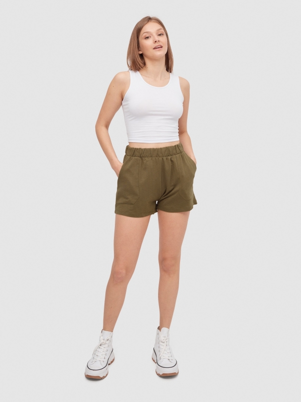 Shorts de cintura elástica com bolsos verde água vista geral frontal