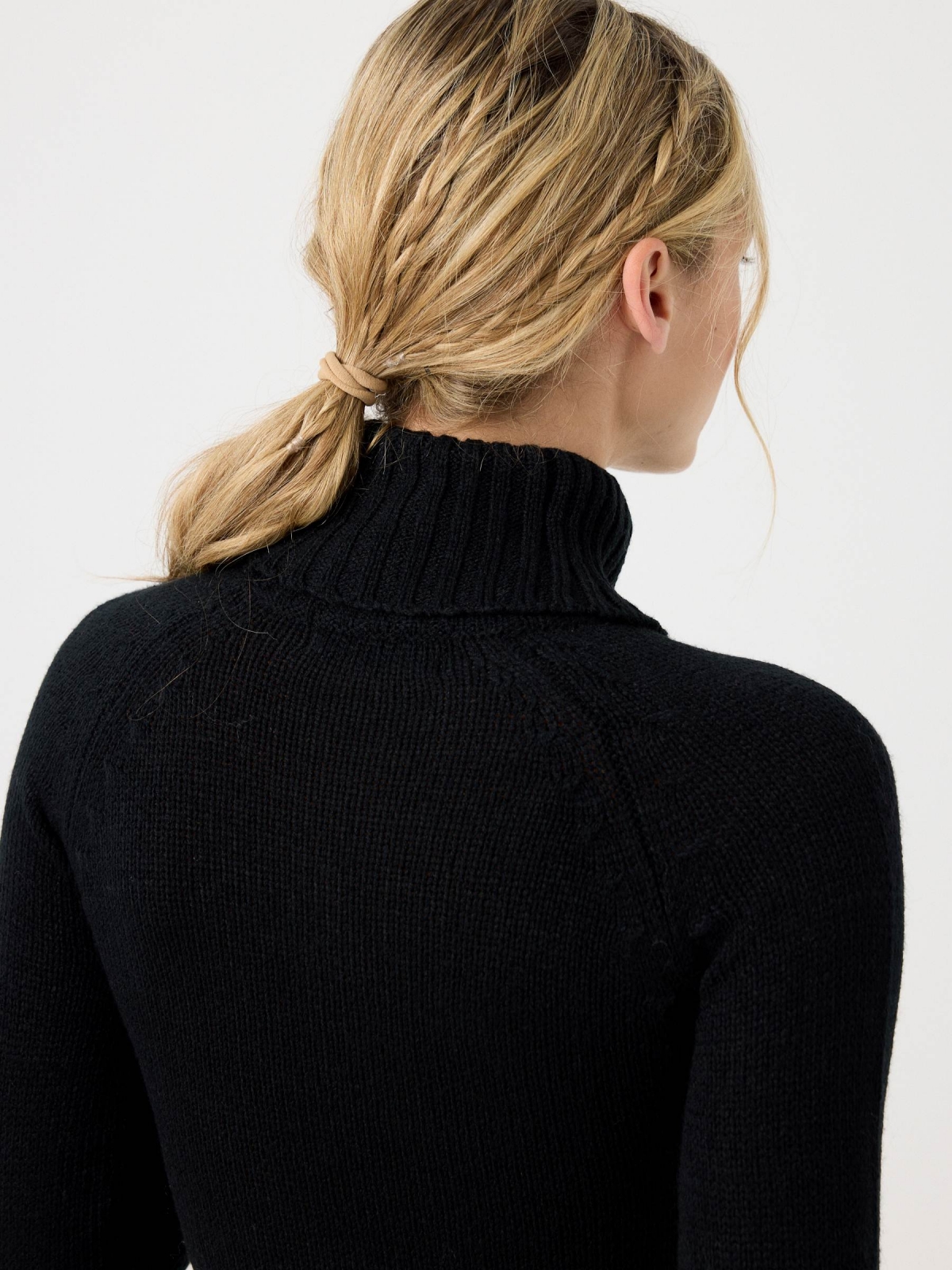 Basic turtleneck sweater black detail view