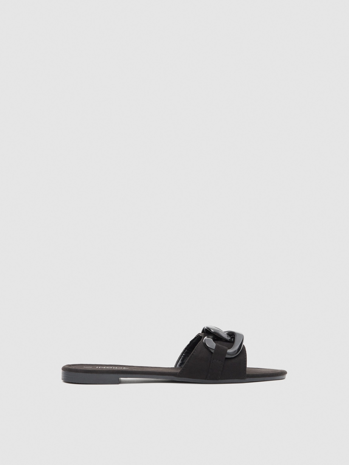 Thong sandal with chain black
