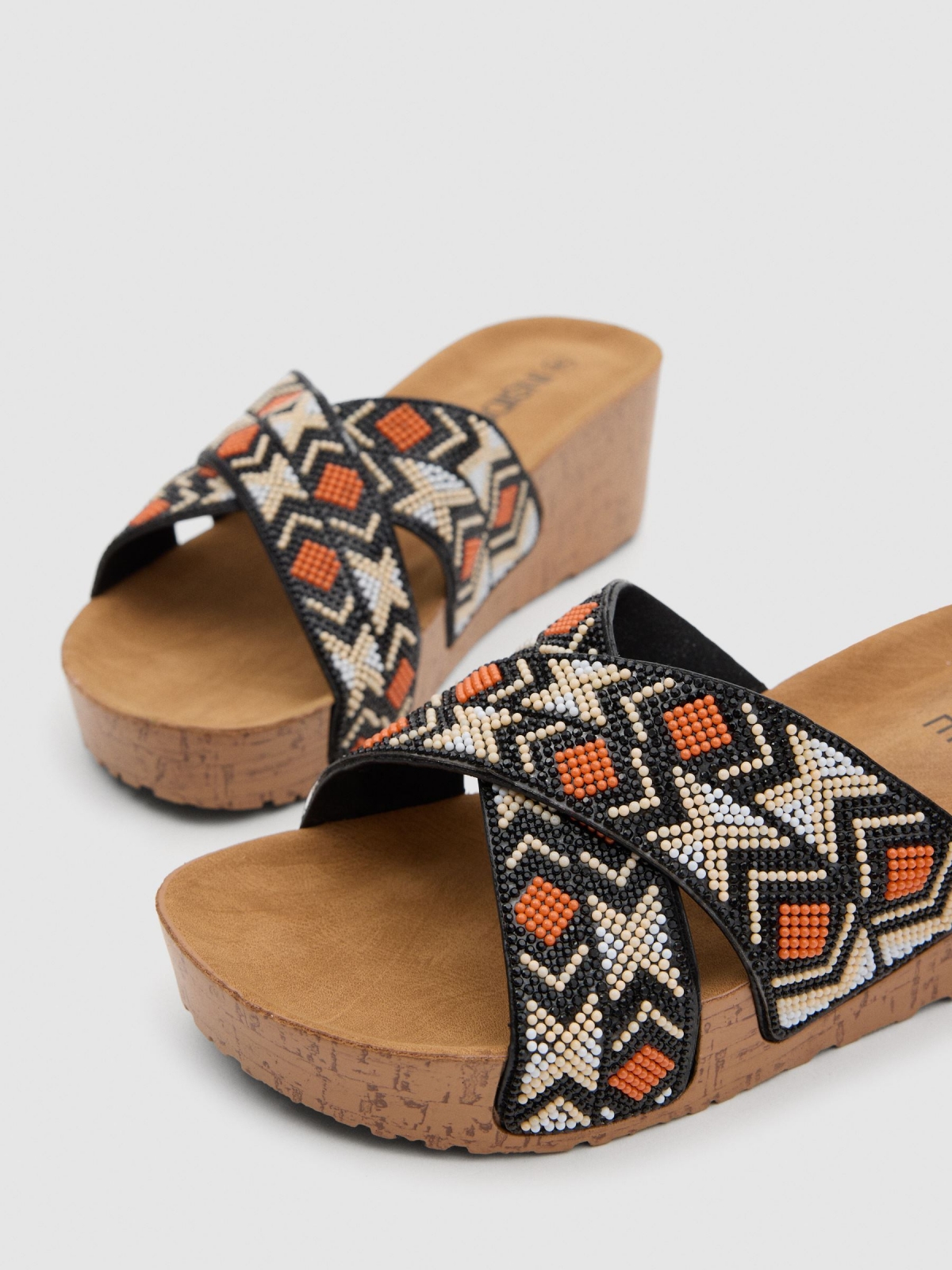 Geometric wedge multicolor detail view