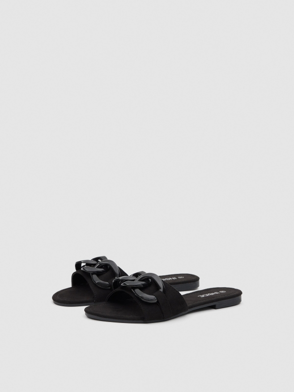 Thong sandal with chain black 45º front view