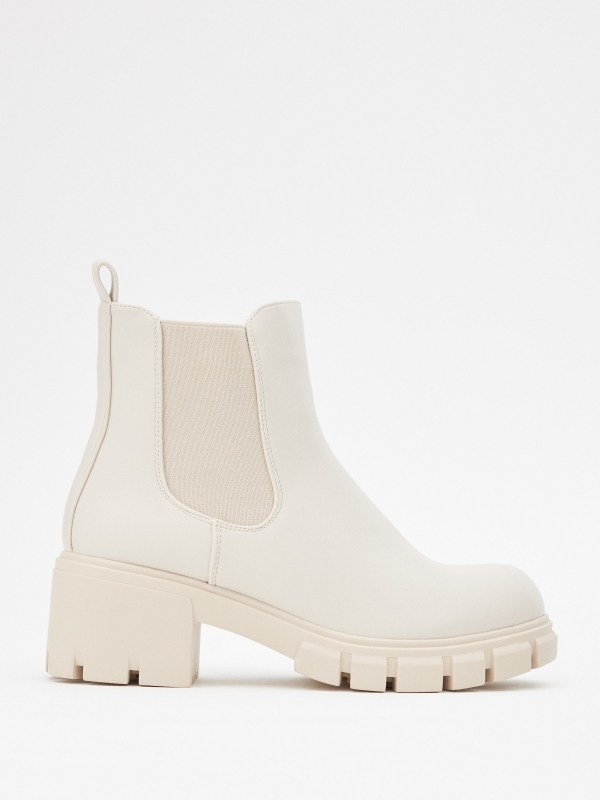 Patent leather ankle boots with elastics beige