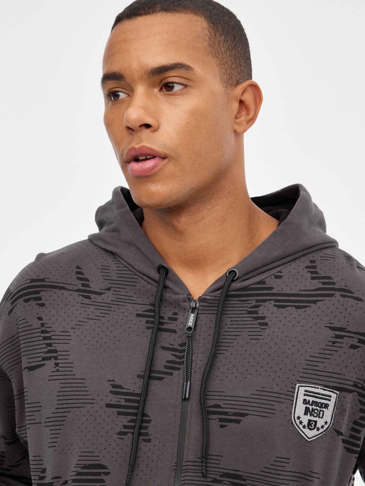 Camouflage zippered sweatshirt dark grey detail view