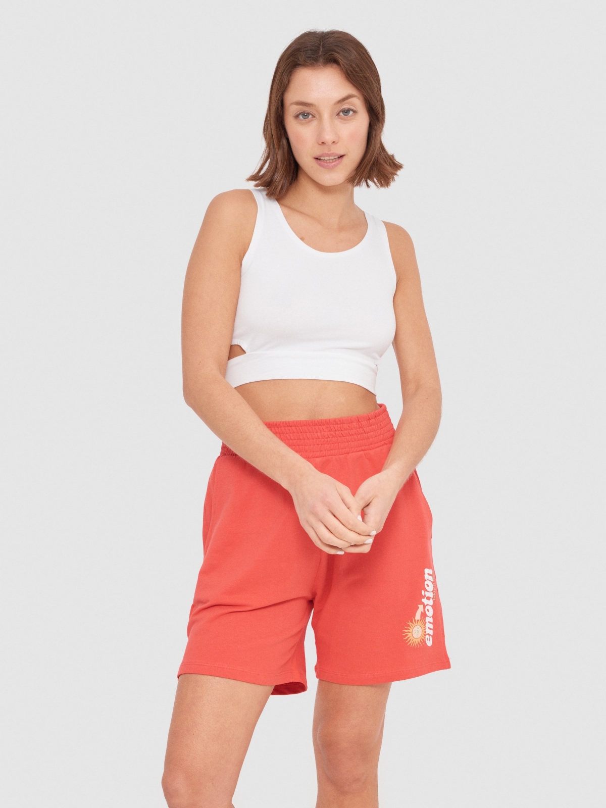 Knitted shorts with slits red middle front view
