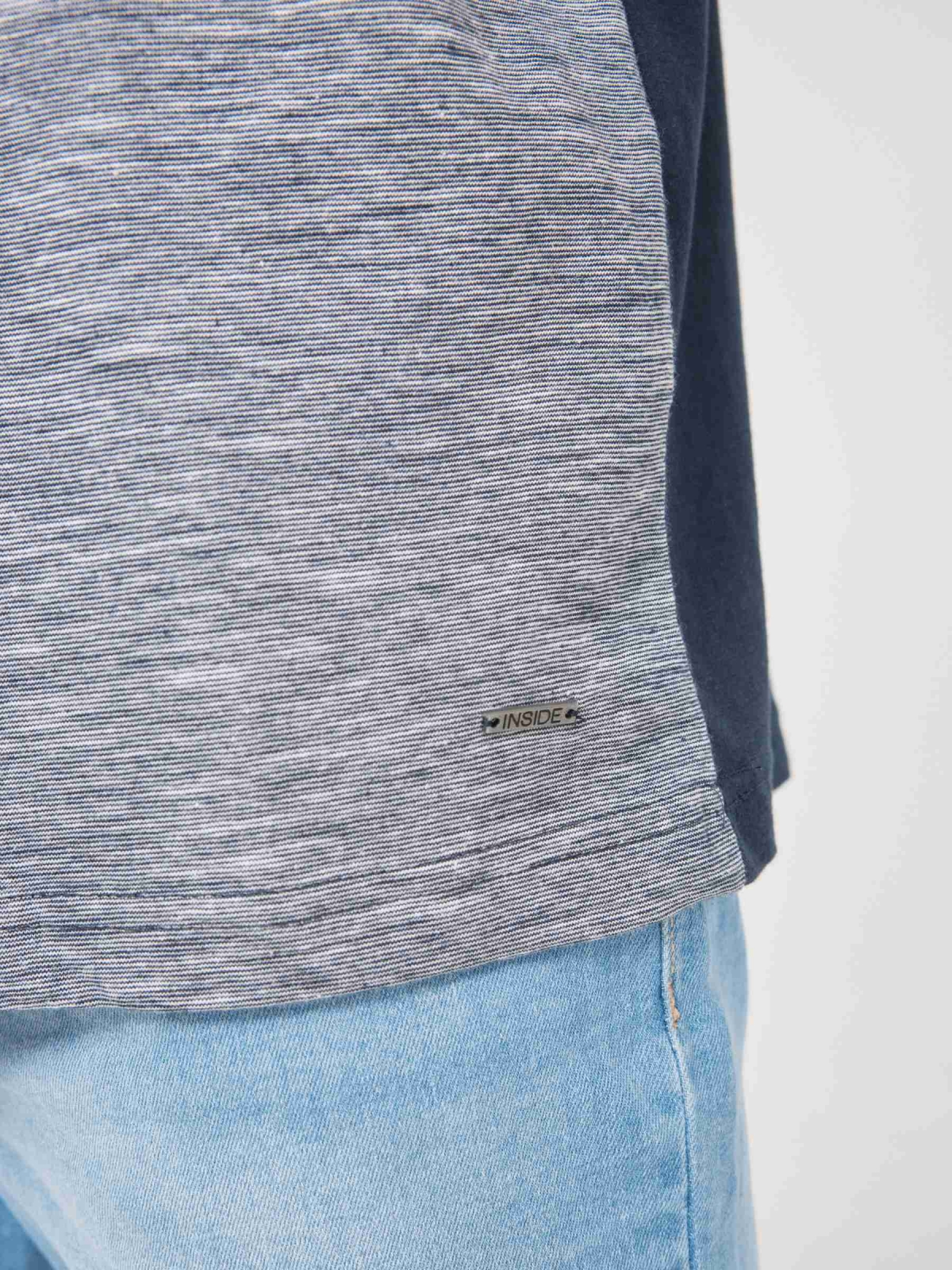 Textured T-shirt with pocket navy detail view