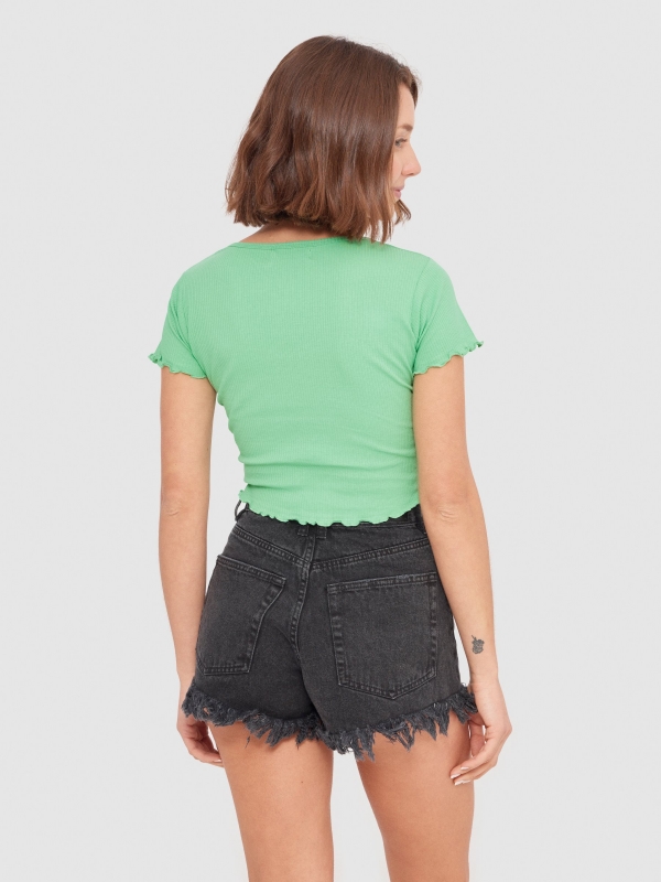 T-shirt crop com encaracolado verde vista meia traseira