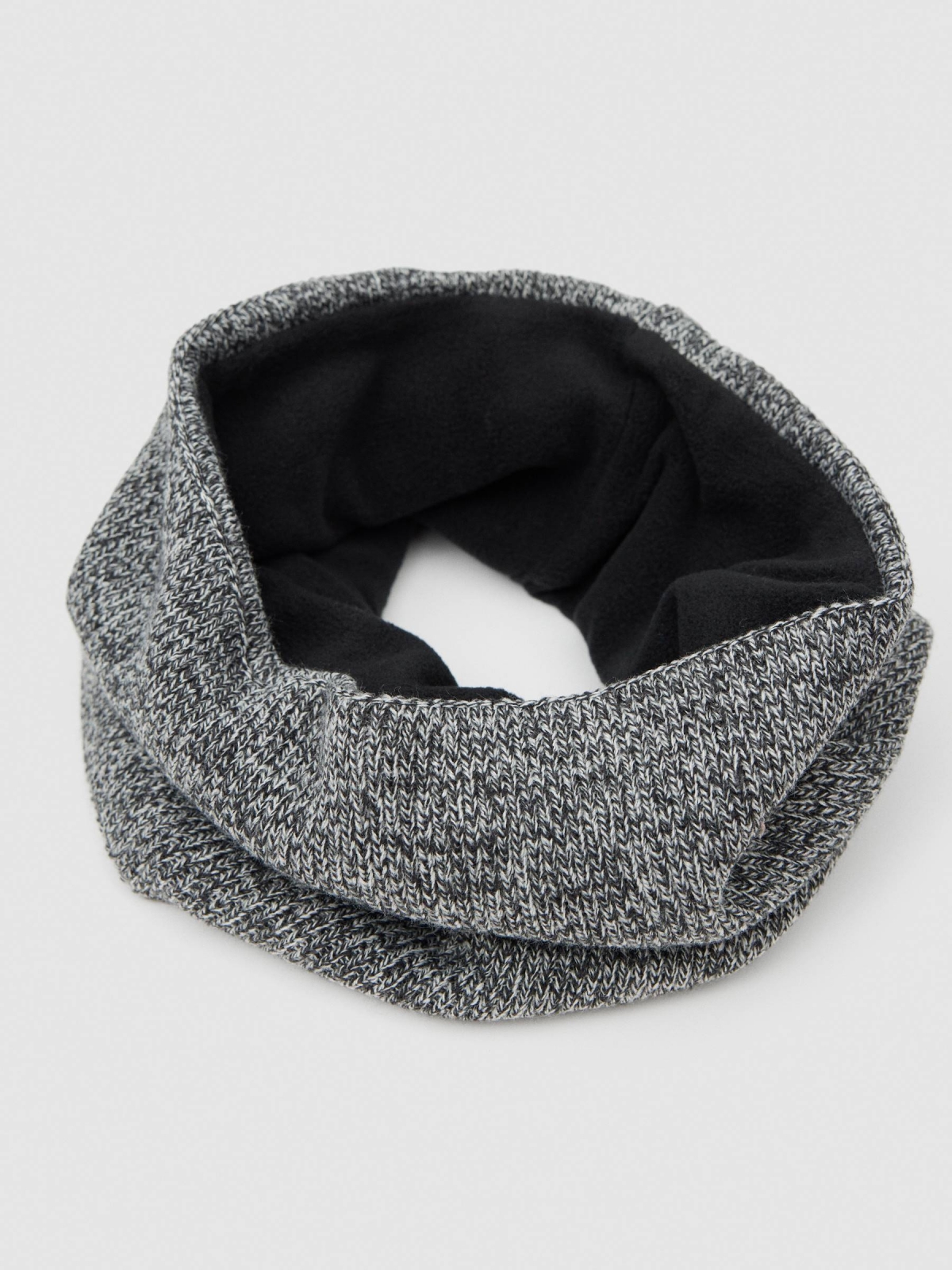 Men's tubular scarf black detail view