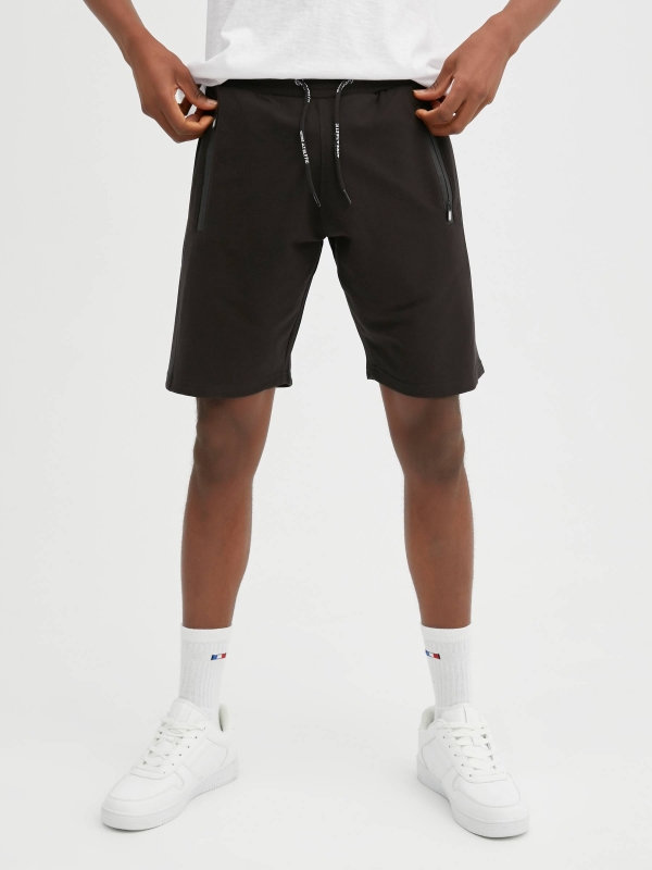 Bermuda jogger painéis combinado preto