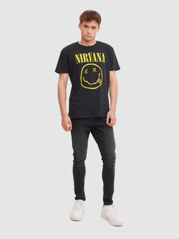 Camiseta Nirvana negro vista general frontal