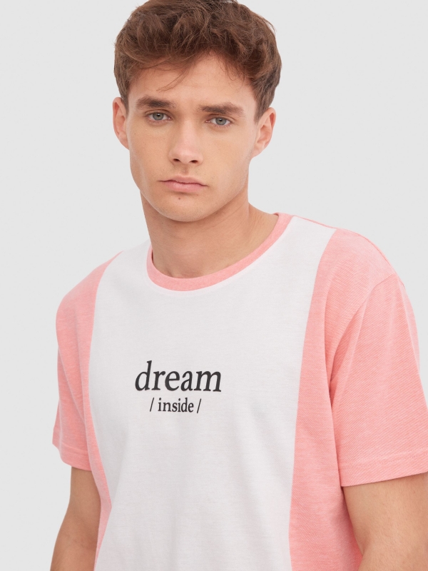 T-shirt Color Block rosa vista detalhe