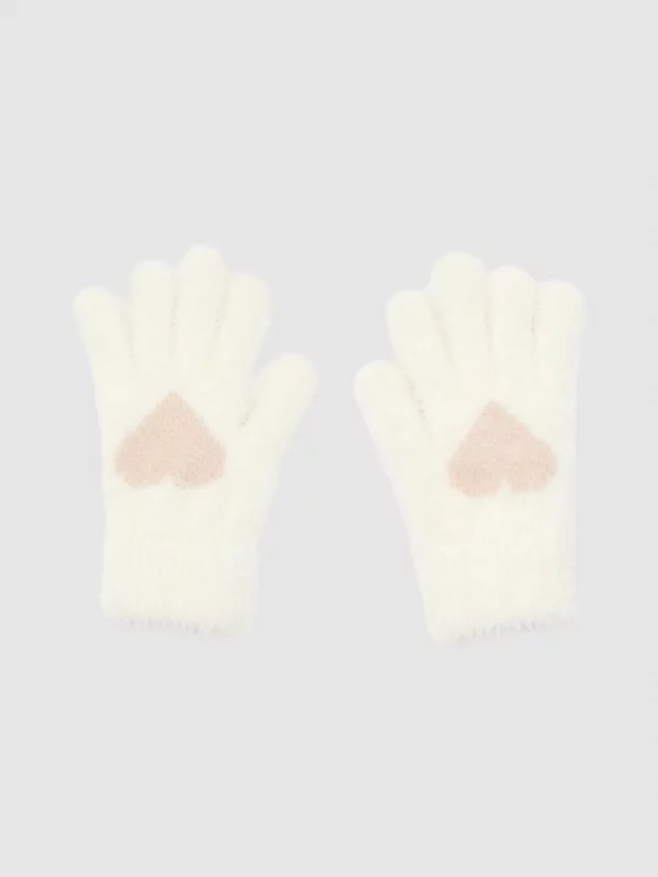 Gloves with heart