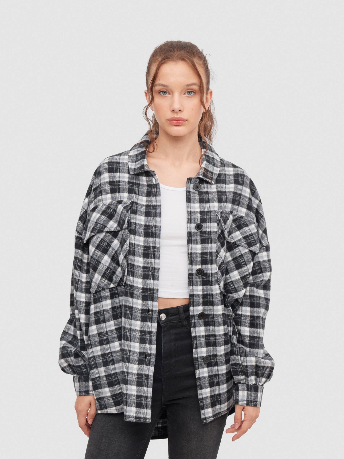 Oversized plaid overshirt black middle front view