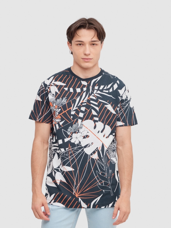 T-shirt com folhas tropicais azul marinho vista meia frontal