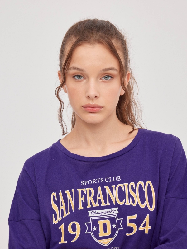 T-shirt San Francisco 1954 violeta vista detalhe