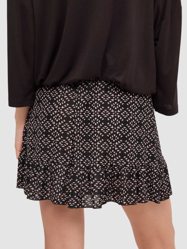 Mini ruffle skirt black detail view
