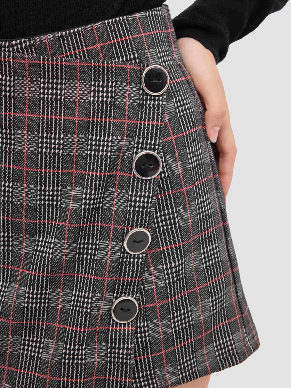 Plaid skort with buttons black detail view