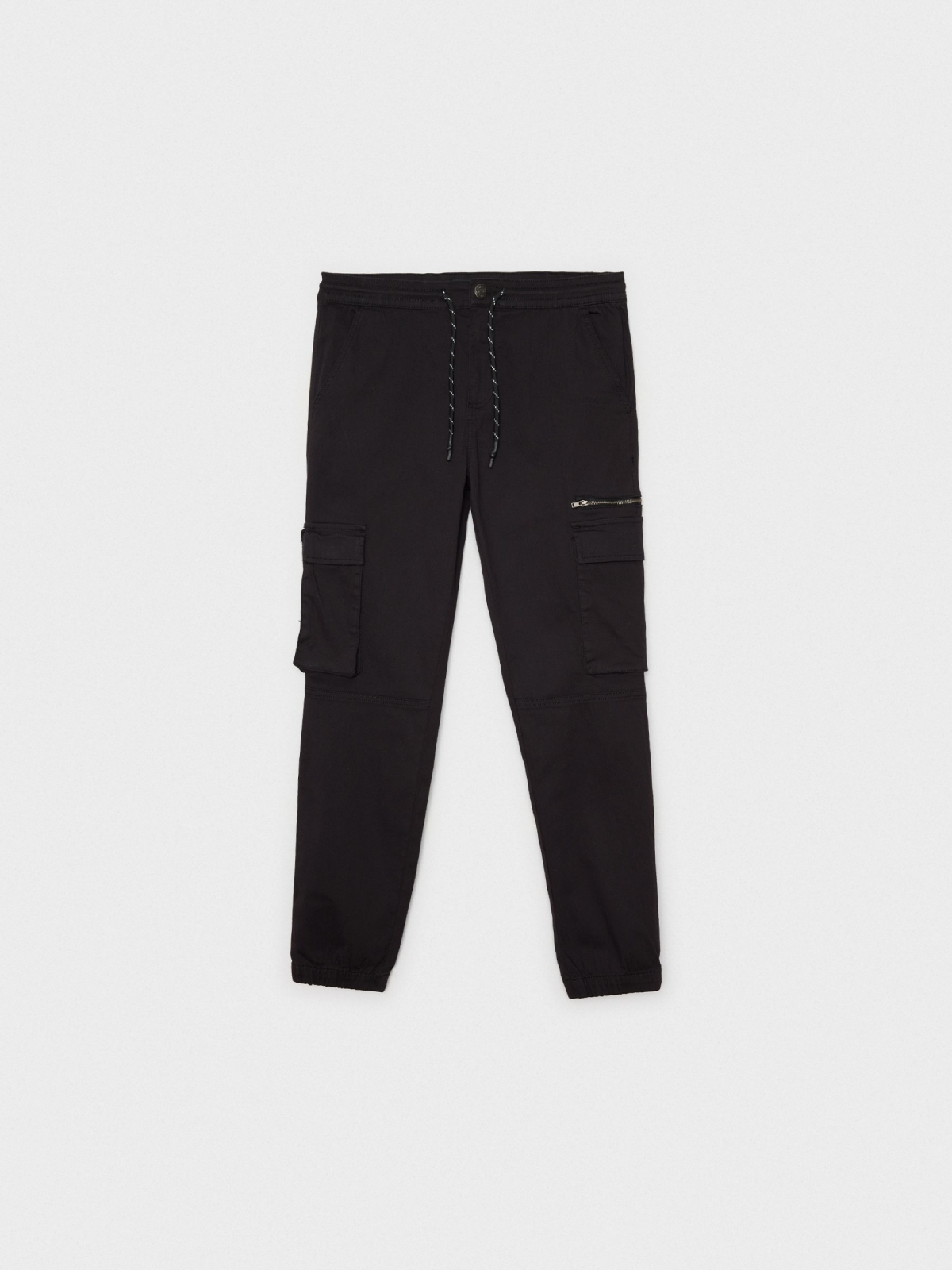  Pantalón jogger multibolsillos negro