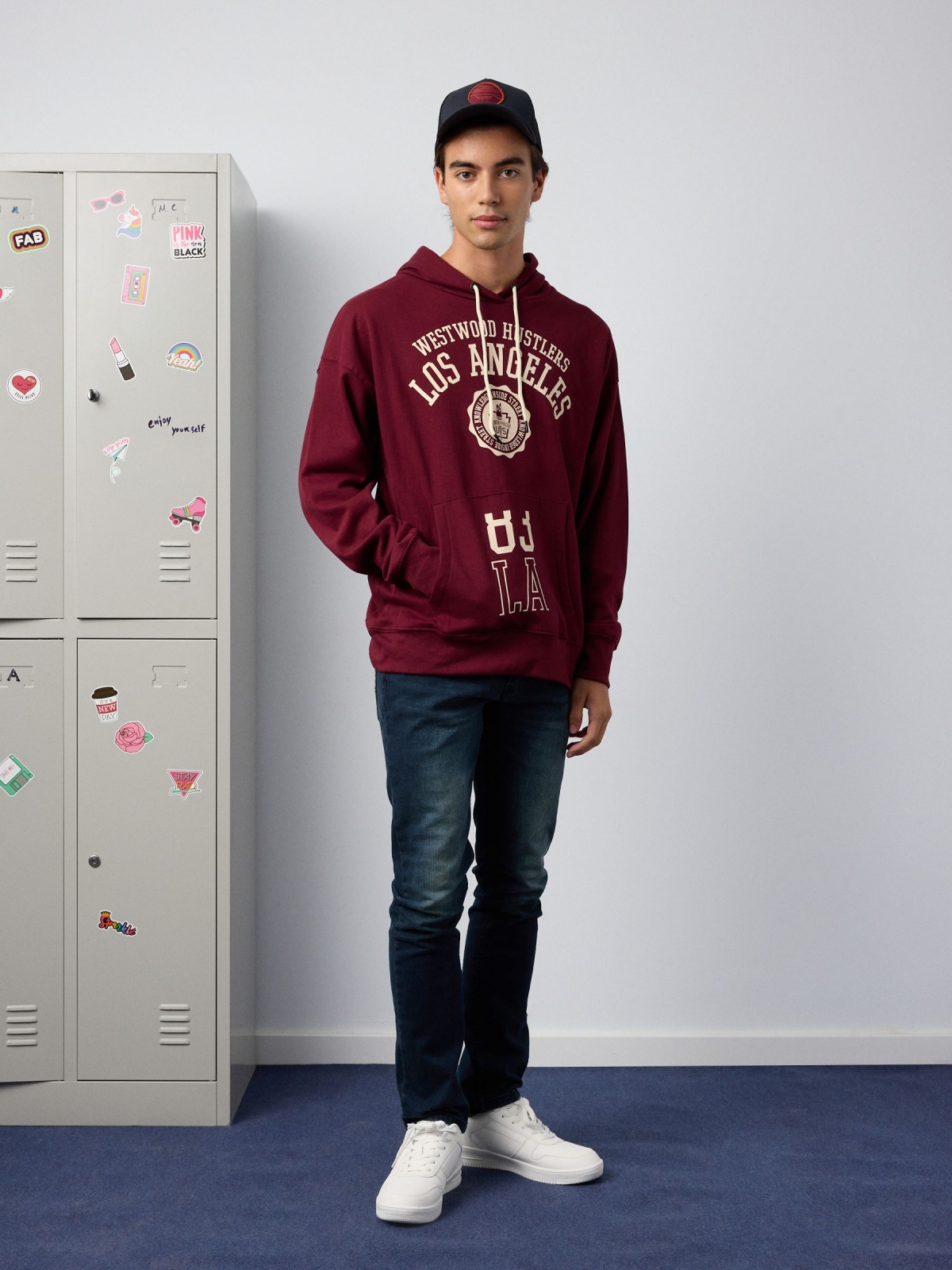 Los Angeles Sweatshirt burgundy front view