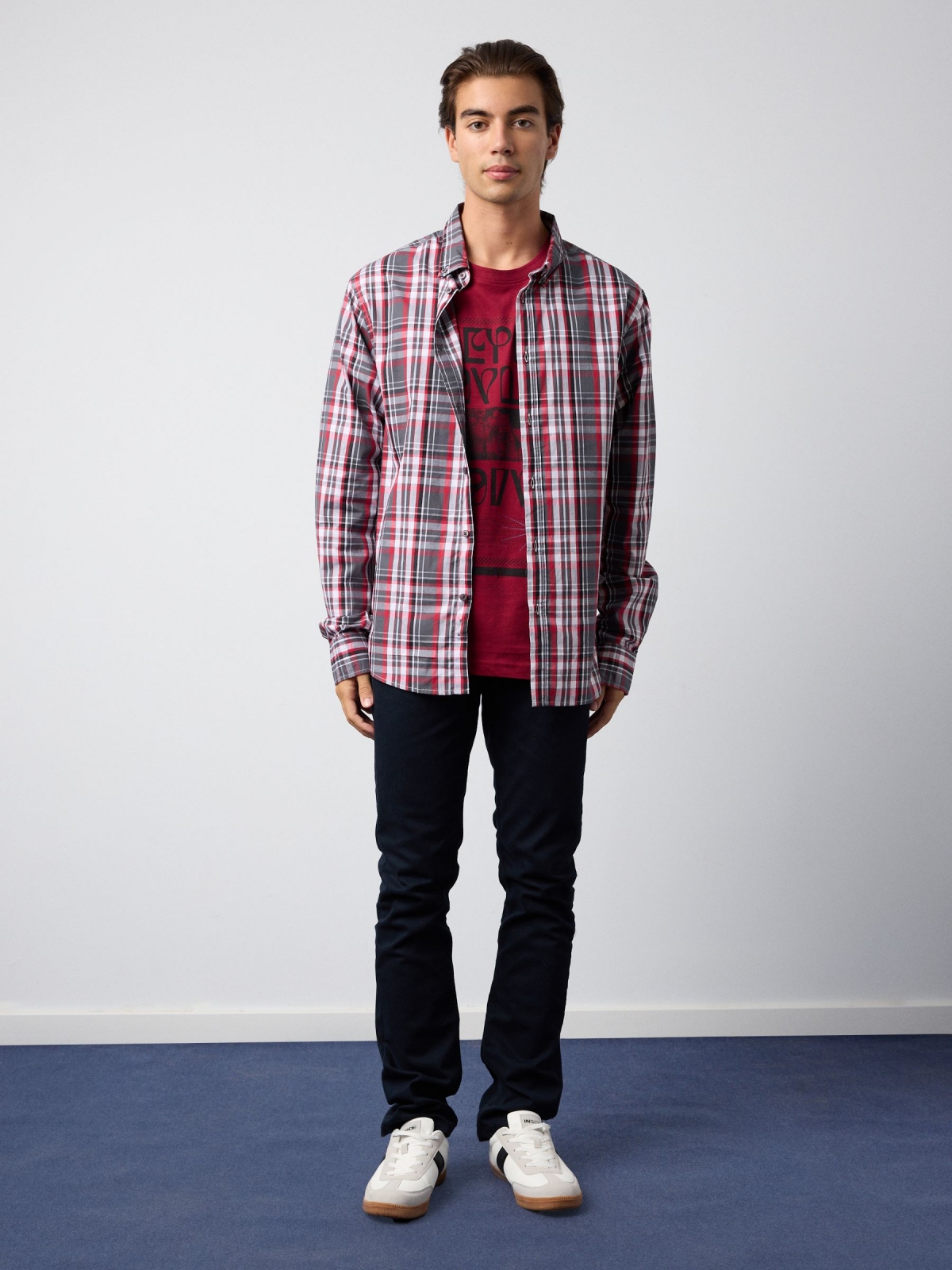 Checked cotton shirt red front view