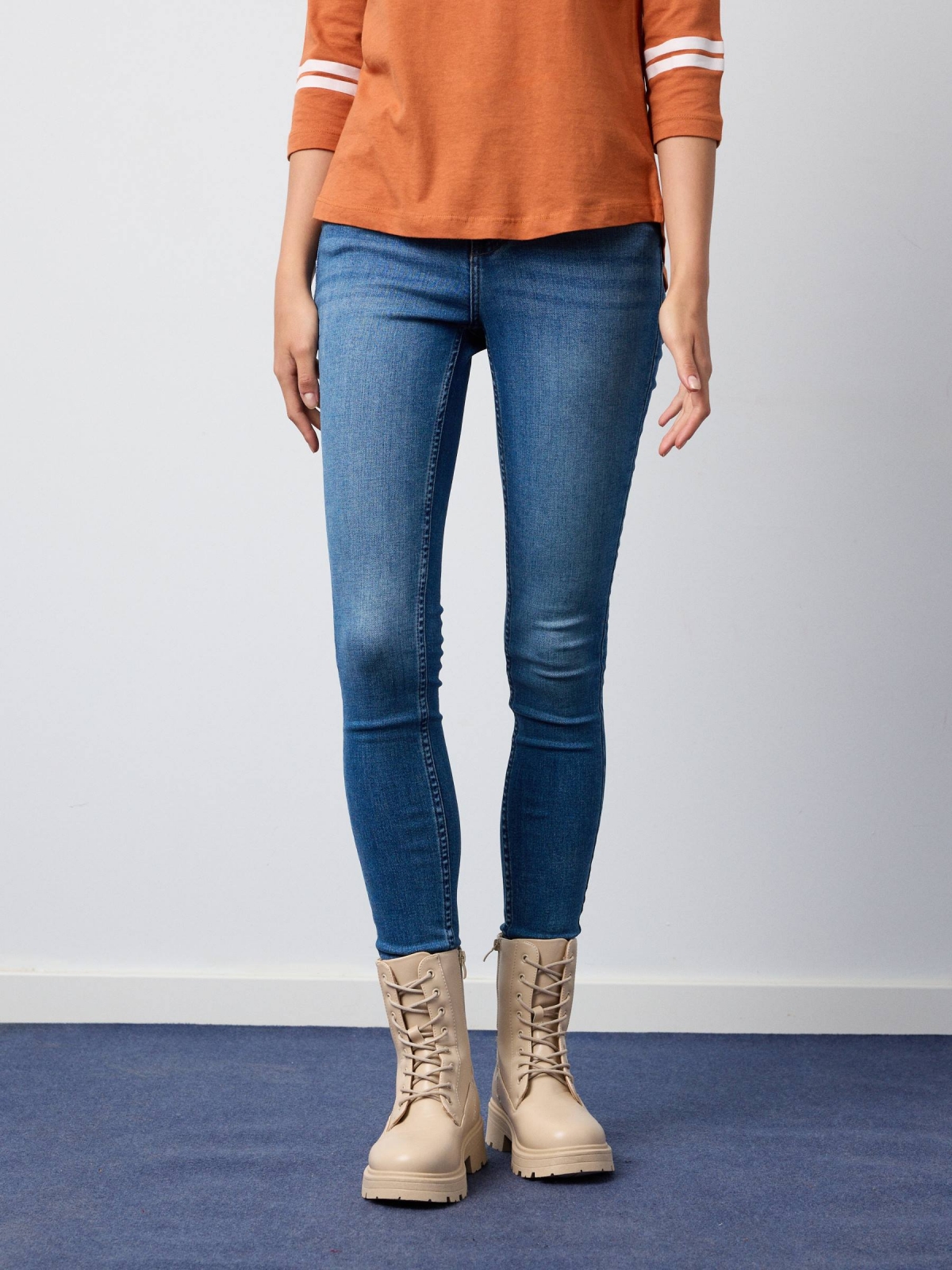 Skinny jeans push up high rise blue middle front view