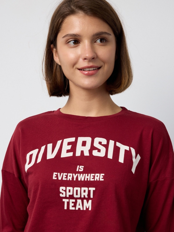  Camiseta DIVERSITY granate