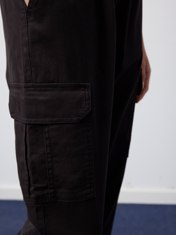 High rise cargo jogger pants black detail view