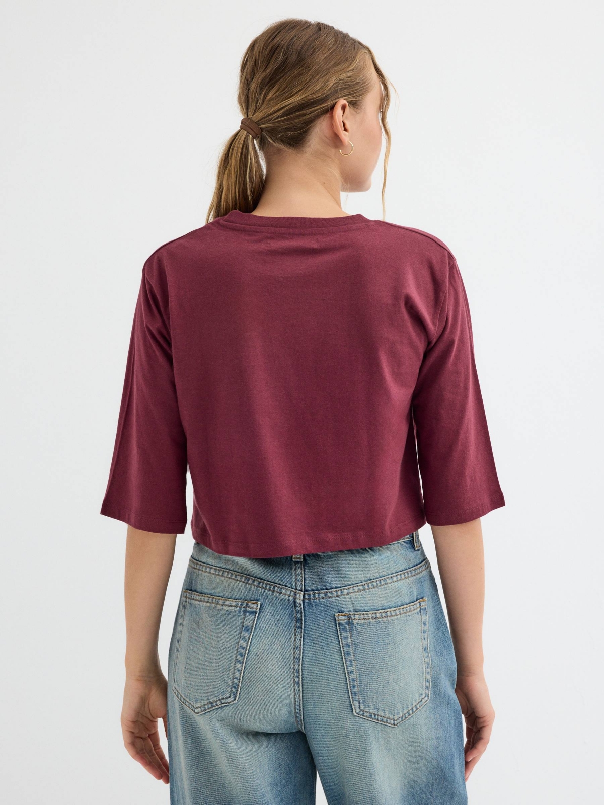 T-shirt with print burgundy middle back view