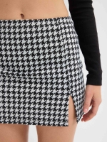 %Pto% Minissaia jacquard com fenda preto
